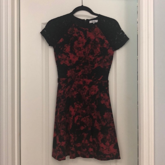 Black and red Parker dress - Picture 1 of 3